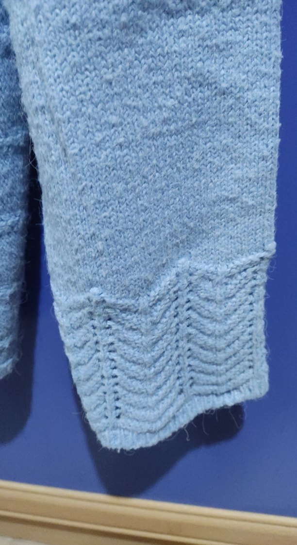 Mavi V Yaka Örgü Kadın Hırka - Görsel 2