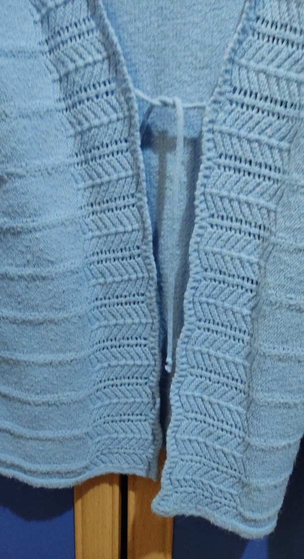 Mavi V Yaka Örgü Kadın Hırka - Görsel 3