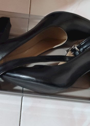 Kadın Siyah Tokalı Kalın Topuklu Stiletto - Görsel 2