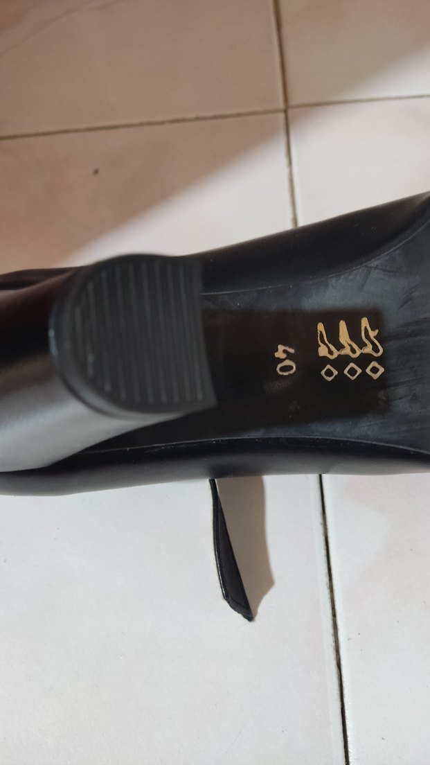 Kadın Siyah Tokalı Kalın Topuklu Stiletto - Görsel 4