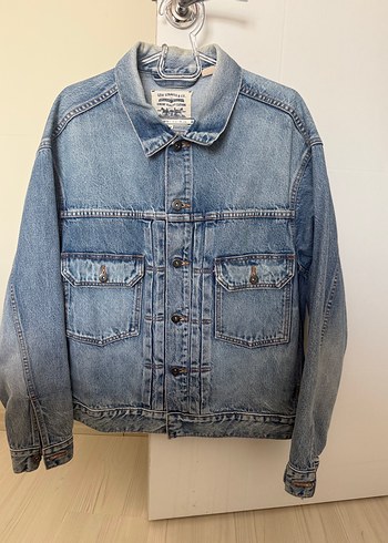 Levis ürünü