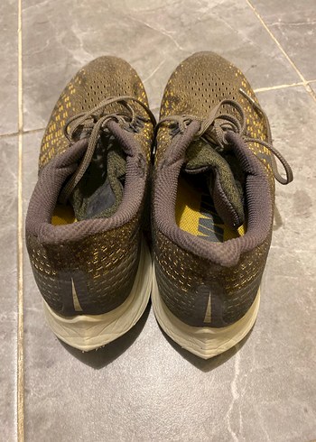 Yılan Desenli Kahverengi Bağcıklı Spor Ayakkabı - Görsel 4