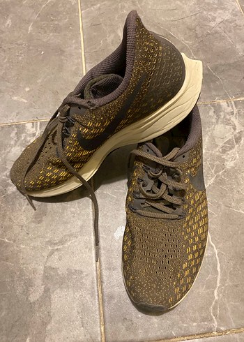 Yılan Desenli Kahverengi Bağcıklı Spor Ayakkabı - Görsel 8