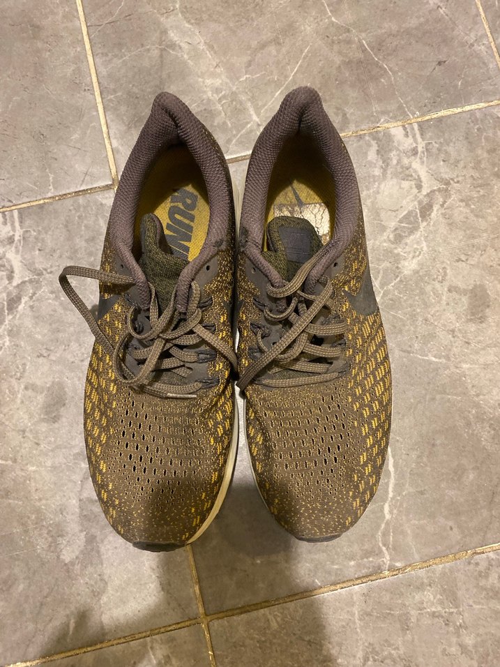 Yılan Desenli Kahverengi Bağcıklı Spor Ayakkabı - Görsel 2