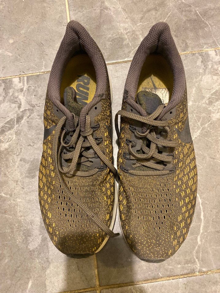 Yılan Desenli Kahverengi Bağcıklı Spor Ayakkabı - Görsel 3