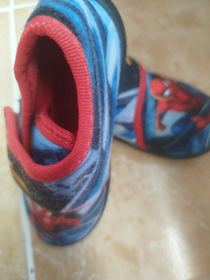 Örümcek Adam Baskılı Erkek Çocuk Ev Terliği - Görsel 5