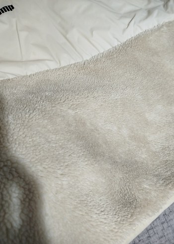 puma sokak Stili Beyaz Peluş Kadın Ceket - Görsel 7