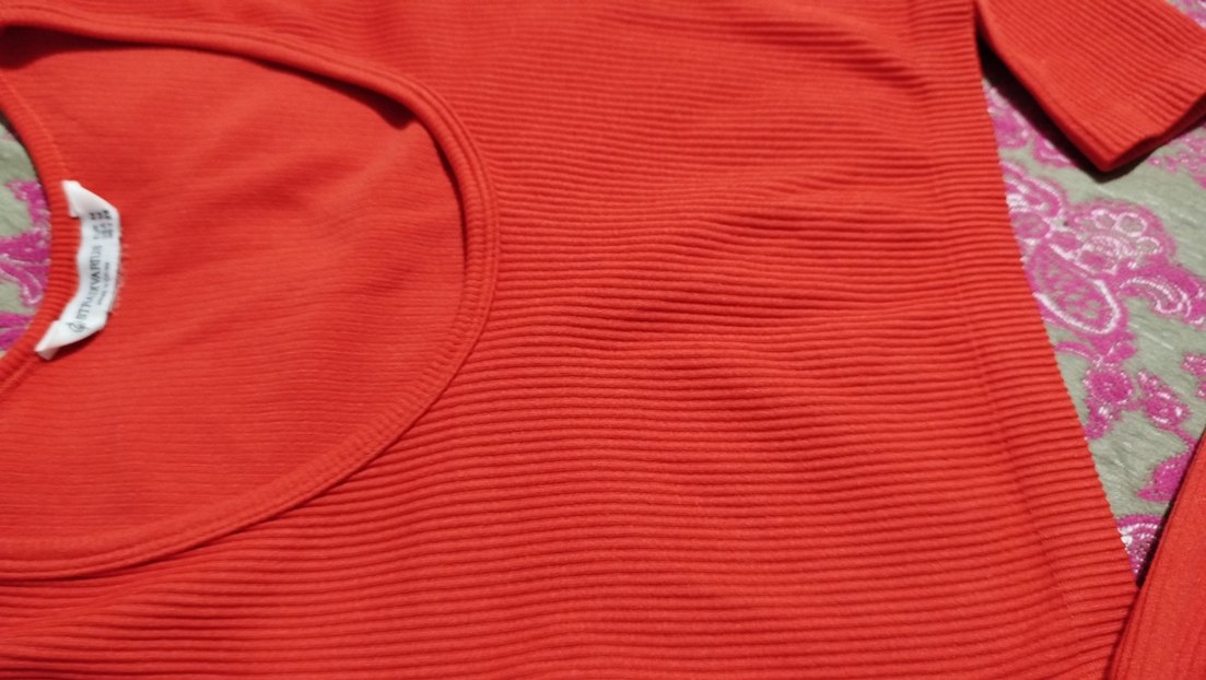 Kırmızı uzun kol crop - Görsel 3