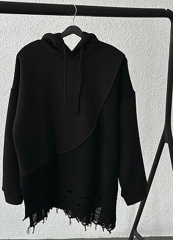 Trendyol & Milla Siyah kapşonlu sweatshirt
