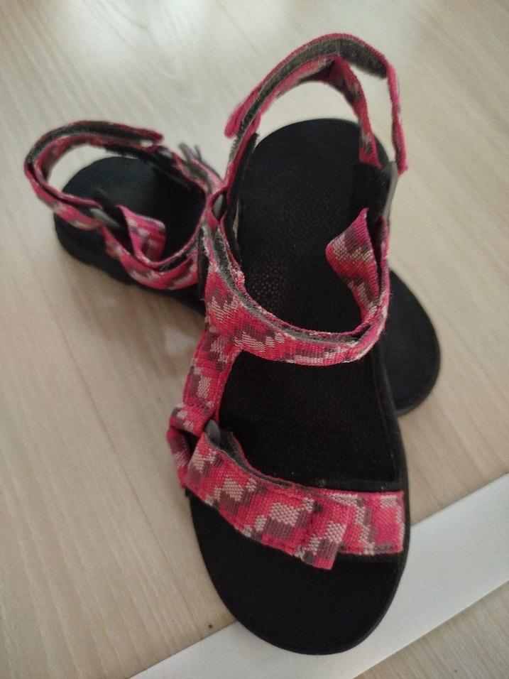 Pembe Renkli Bağlama Desenli çocuk Sandalet - Görsel 4