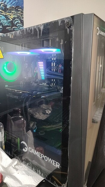 Ravadin gaming computer 