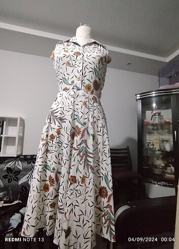 Kısa kollu elbise - Görsel 6