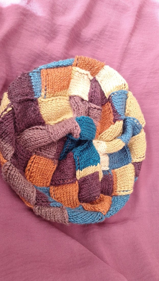 Renkli Entrelak model Kadın bere - Görsel 2