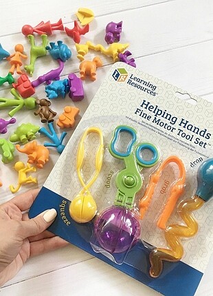  Helping hands 