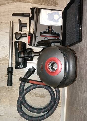  Beden Renk Bosh Elektrikli süpürge