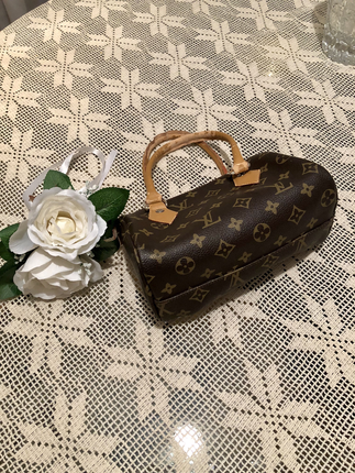 Mini LV çanta