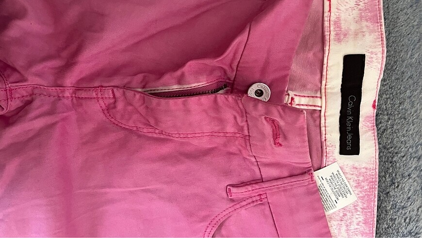 30 Beden Calvin Klein Jeans pembe pantalon