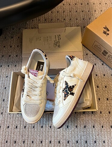Golden goose