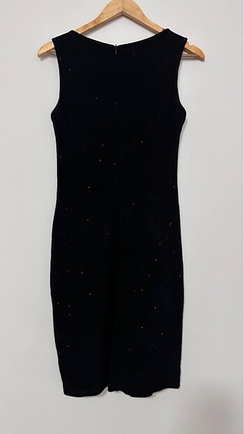 Siyah elbise - Görsel 3