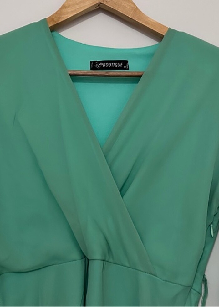 Mint yeşili büzgü kol detaylı şifon misi boy elbise - Görsel 4