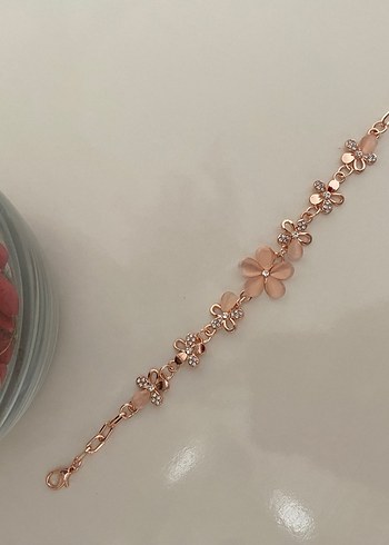 Çiçek Bileklik