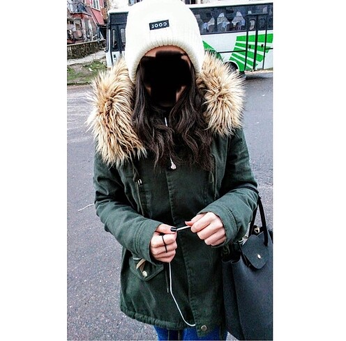 Her yıl moda olan mont