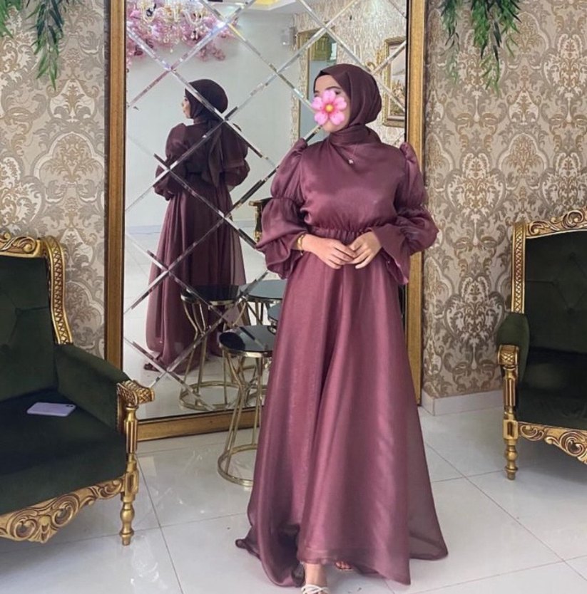 Uzun Kollu Kadın Abiye - Görsel 3