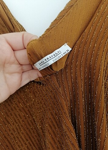 s Beden Zara likralı simli elbise