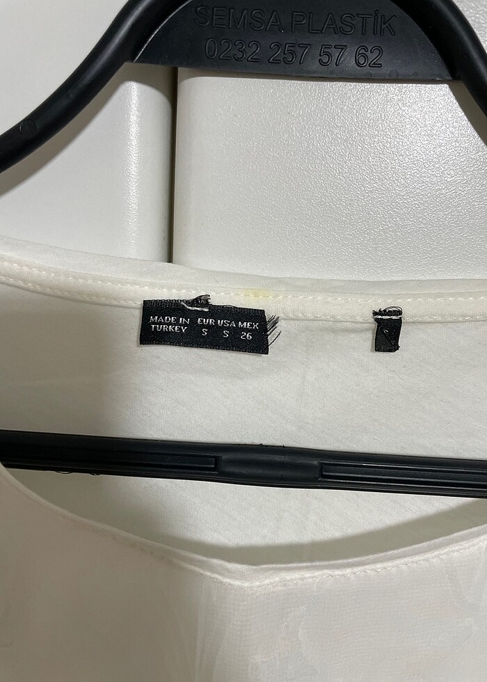 Kısa kollu beyaz tişört önü desenli s beden - Görsel 2