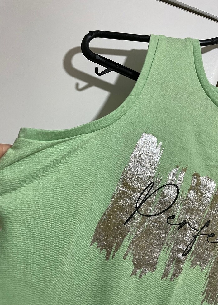 Defacto m beden yeşil kolsuz tişört - Görsel 3