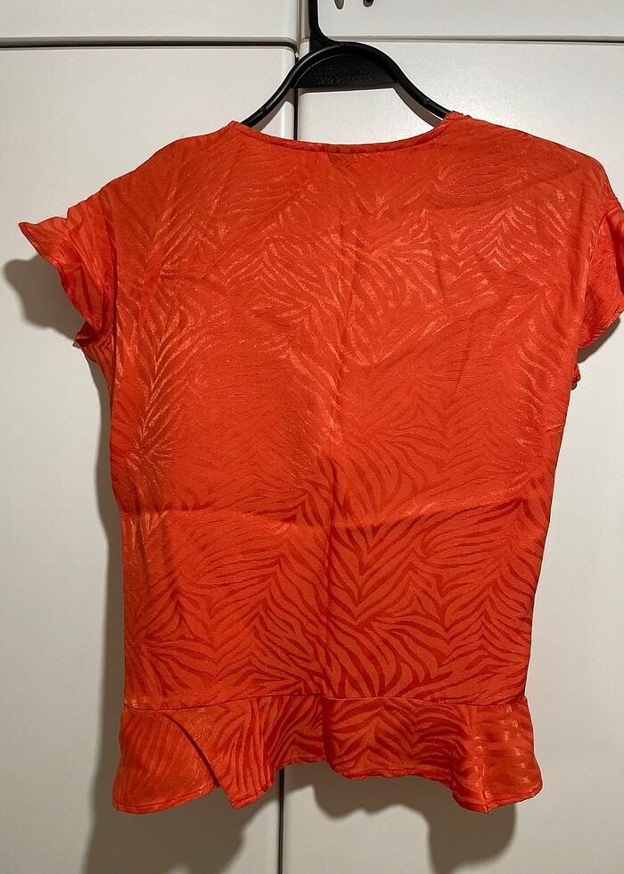 Koton Arzu Sabancı önü bağlamalı bluz - Görsel 3