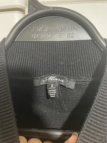 Mavi marka siyah kazak - Görsel 4