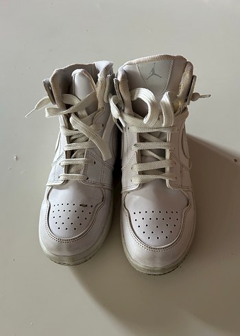 Nike spor ayakkabısı