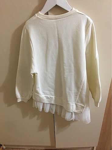 7 Yaş Beden ten rengi Renk Zara kız çocuk sweatshirt