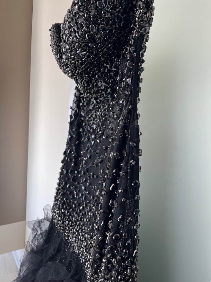 Siyah V Yakalı Payetli Uzun Abiye Elbise - Görsel 4
