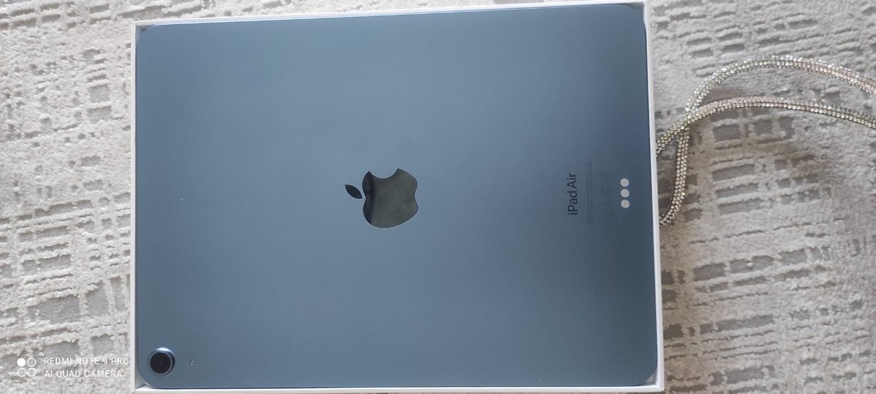 Gri iPhone Arkası Apple Logolu - Görsel 4