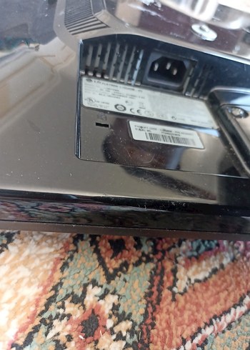 Siyah LG Monitör 19.5 inç temiz sorunsuz tamirsiz - Görsel 4