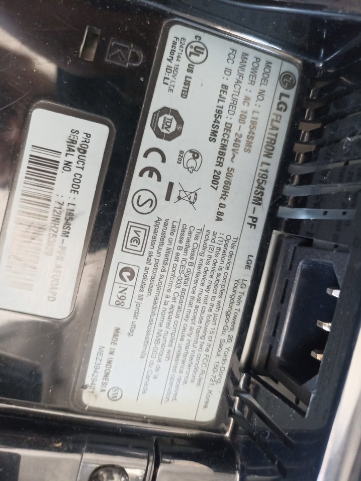 Siyah LG Monitör 19.5 inç temiz sorunsuz tamirsiz - Görsel 2