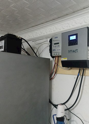 Beyaz MPPT Solar invertor 1.250 kv - Görsel 2