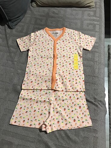 2 Yaş Beden çeşitli Renk Hello baby pijama takımı