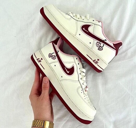 Nike AF-1 Valentine kiraz bej