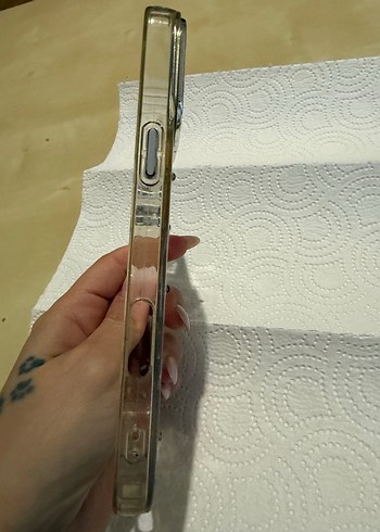 İPhone 16 Pro MaxBej Bohem Fiyonk Detaylı Telefon Kılıfı - Görsel 5