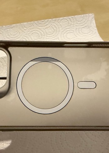 İPhone 16 Pro Max Düğmeli Gri Sokak Stili Telefon Kılıfı - Görsel 8