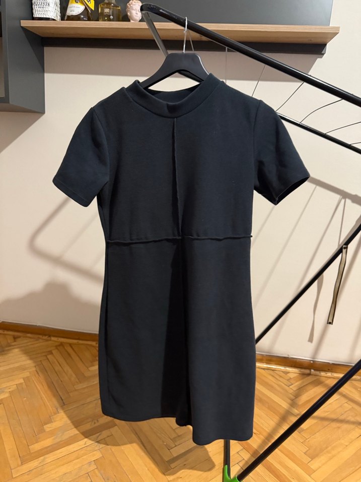 Kısa Kollu Siyah Midi Triko Elbise - Görsel 2