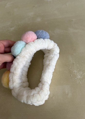 Pastel Renkli Peluş Ponponlu Saç Bandı - Görsel 5