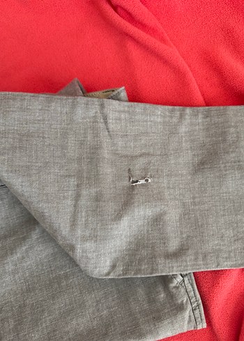 32 Beden Dockers Gri Keten Kemerli Erkek Pantolon