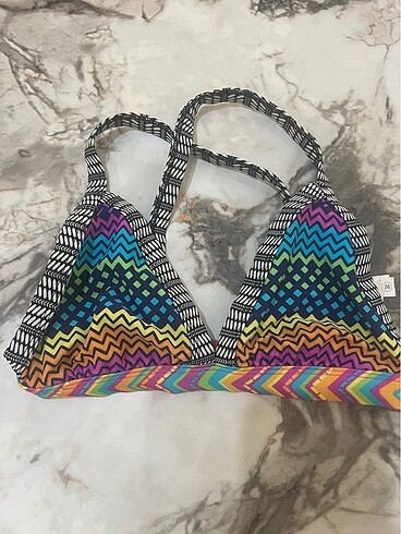 Penti Penti Renkli Desen Bikini Üstü