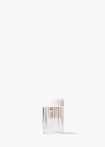Diğer Glossier Sharpener
