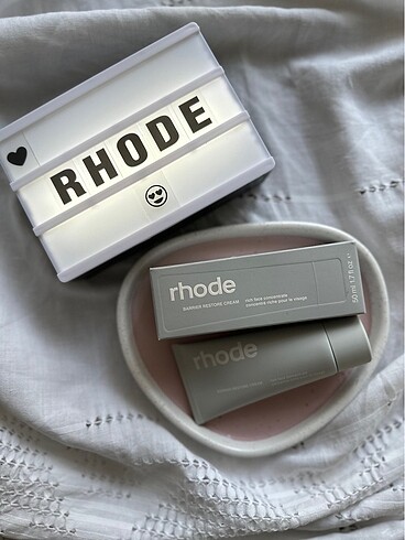 Rhode Barrier Restore Cream