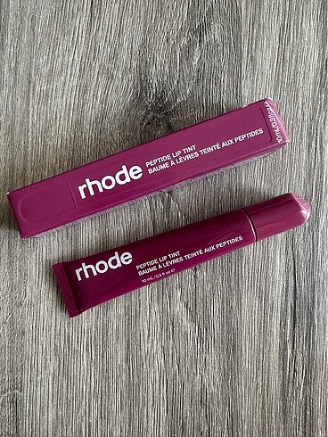 Rhode Peptide Lip Tint Raspberry Jelly